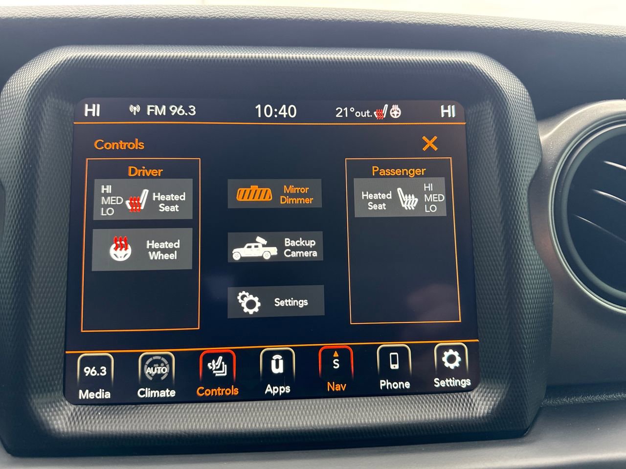 Used 2021 Jeep Gladiator Sport image 30