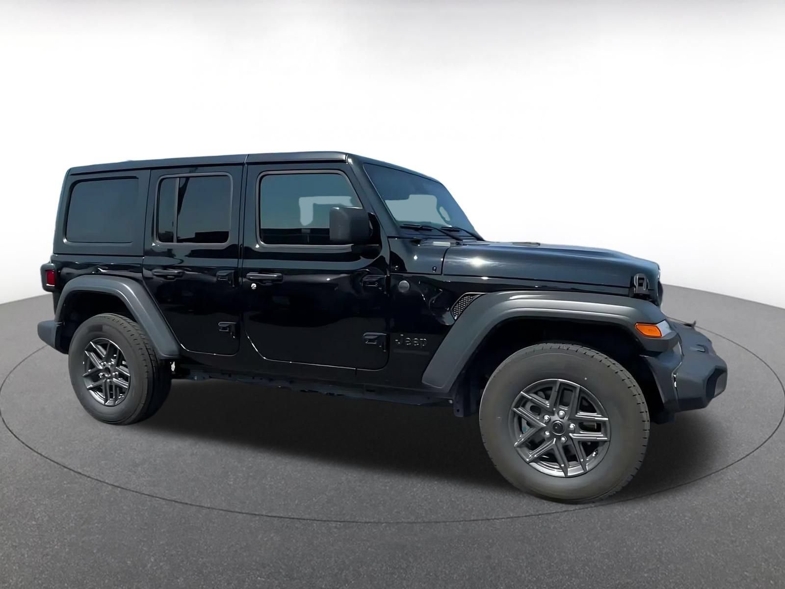 Used 2025 Jeep Wrangler Unlimited Sport AWD/4WD image 16
