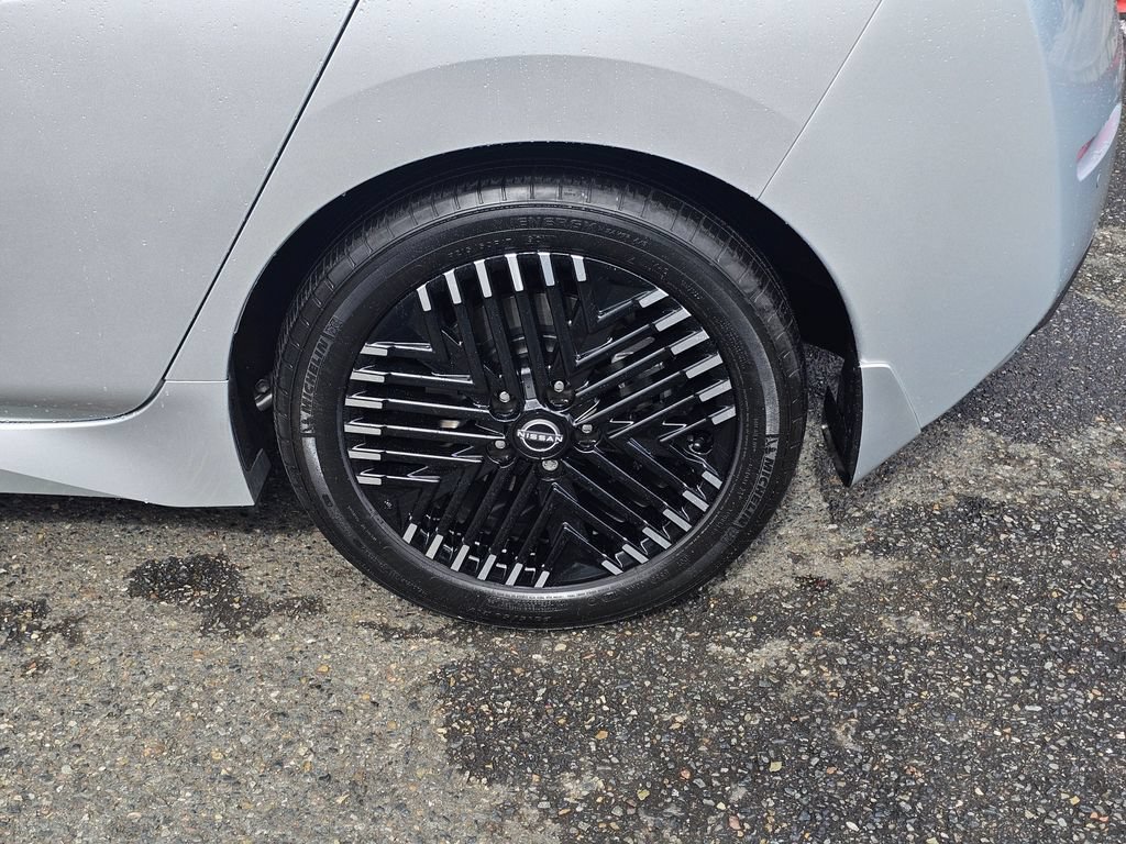 Used 2023 Nissan Leaf SV Plus FWD image 9