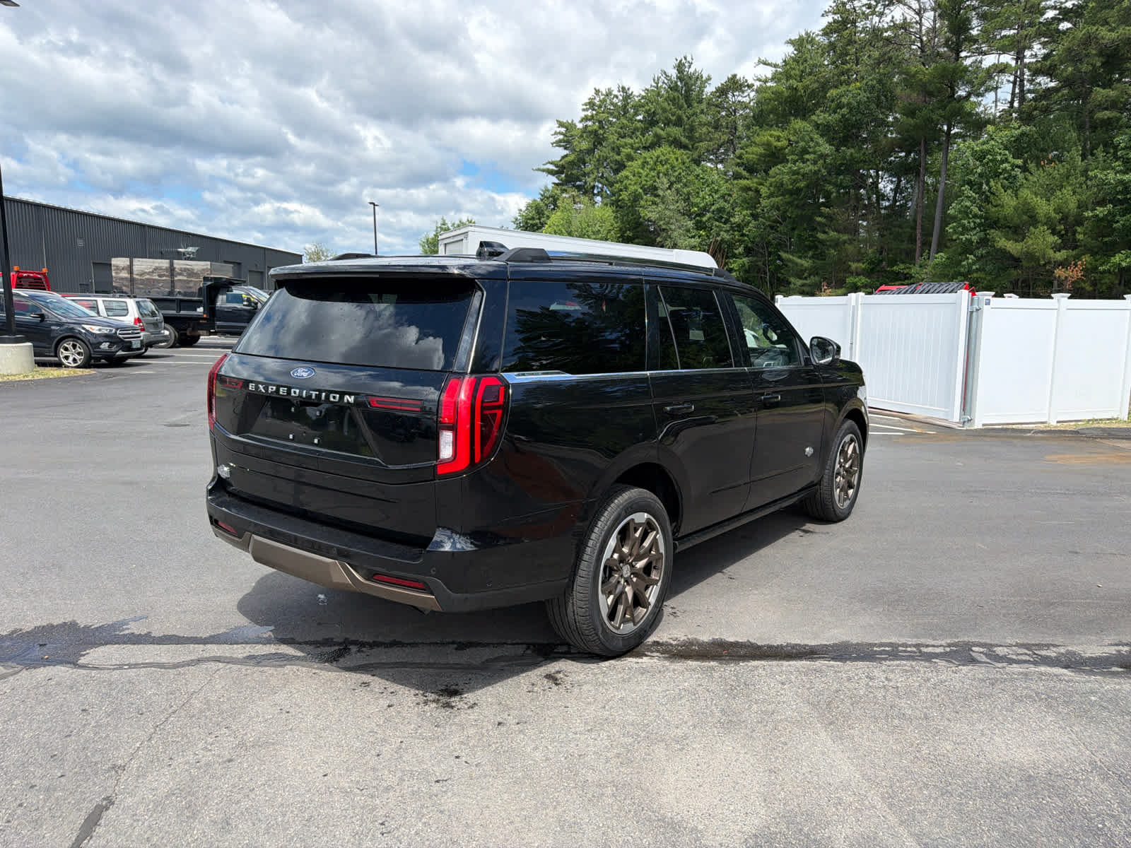 Used 2025 Ford Expedition King Ranch AWD/4WD image 5