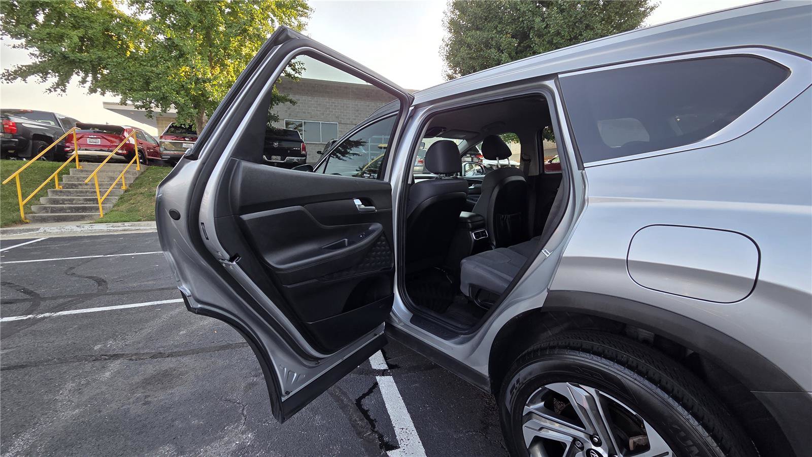 Used 2023 Hyundai Santa Fe SEL AWD/4WD image 27