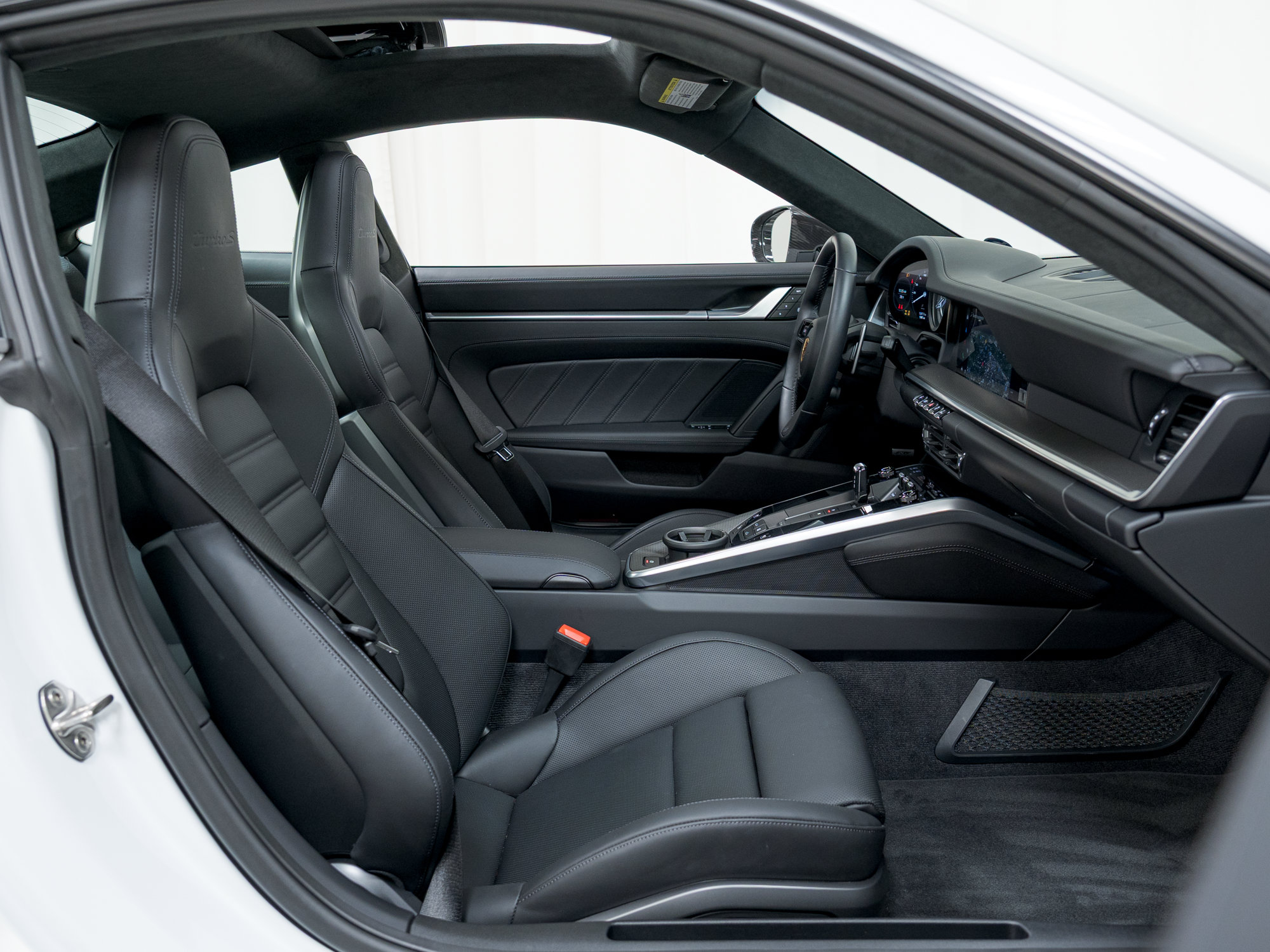 Certified 2023 Porsche 911 Turbo S AWD/4WD image 32