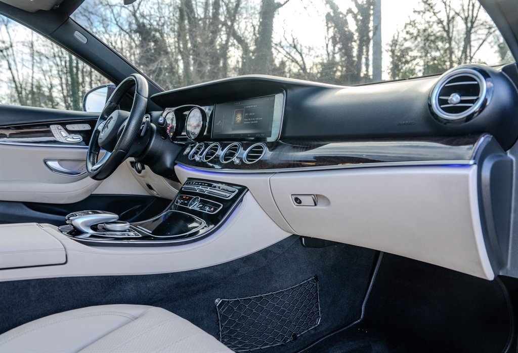 Used 2017 Mercedes-Benz E 300 w/ Premium 1 Package image 32