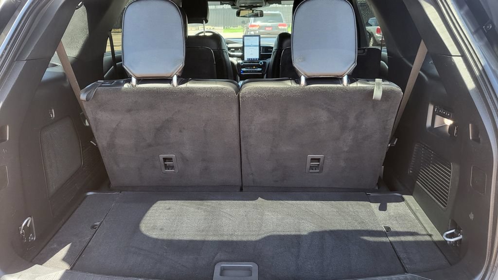 Used 2023 Ford Explorer ST w/ Equipment Group 401A AWD/4WD image 14