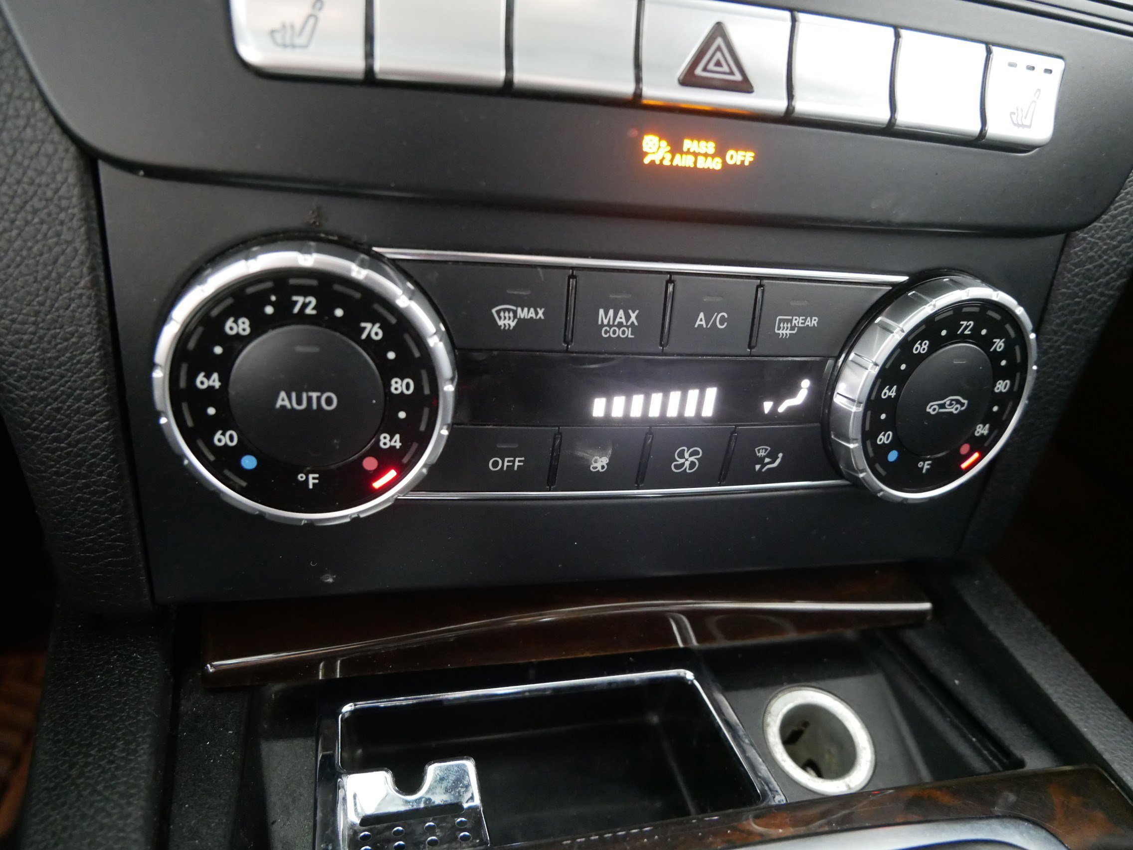 Used 2014 Mercedes-Benz C 250 Coupe image 23