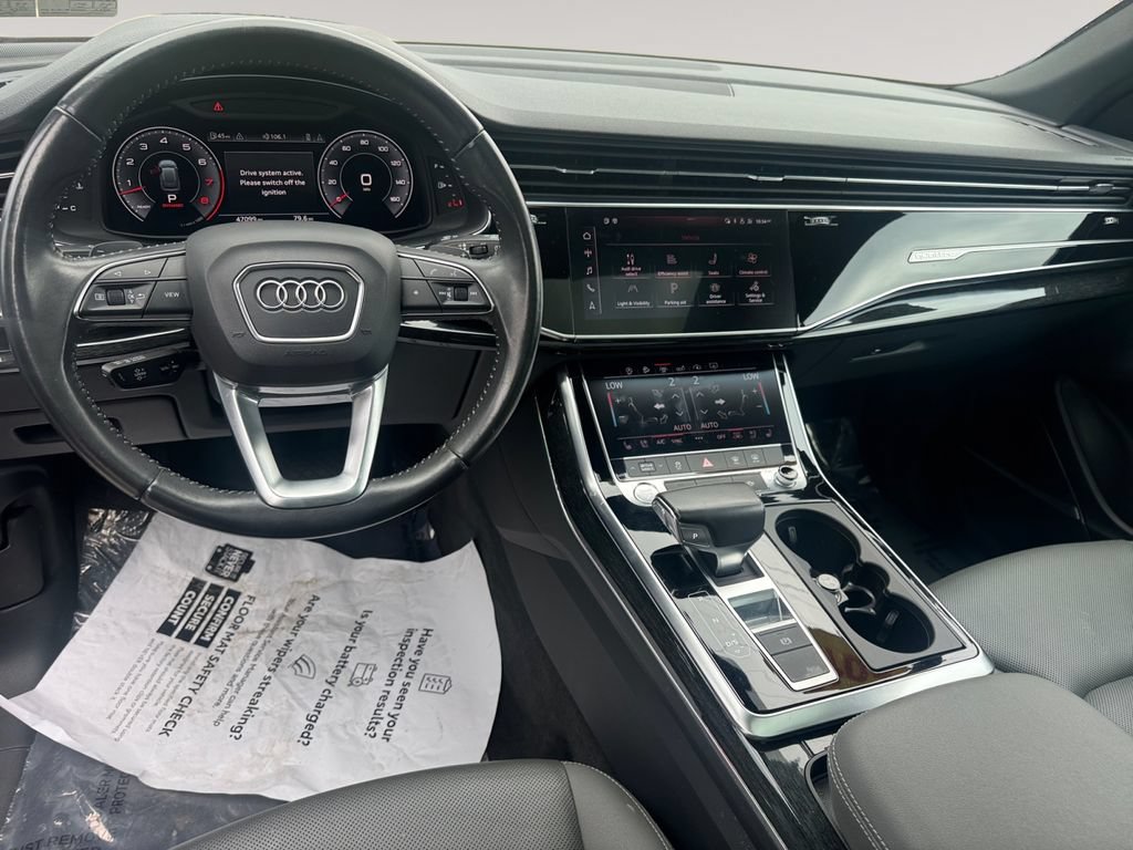 Used 2019 Audi Q8 Premium Plus w/ Premium Plus AWD/4WD image 10