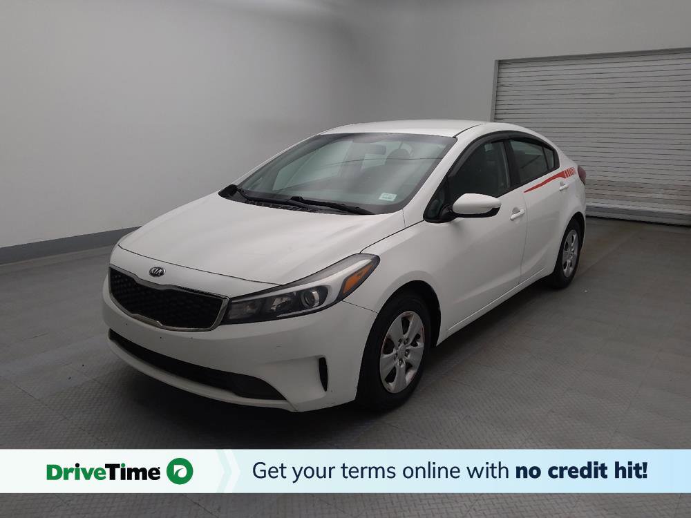 Used 2017 Kia Forte LX image 1