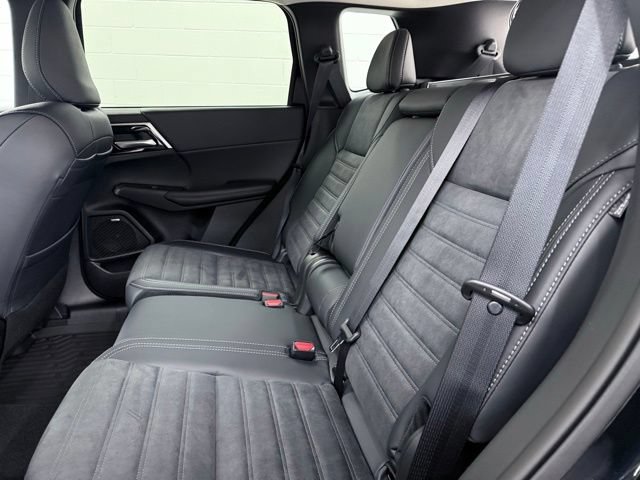 New 2026 Mitsubishi Outlander SE FWD image 24