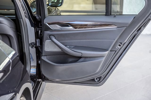 Used 2018 BMW 540i xDrive AWD/4WD image 55