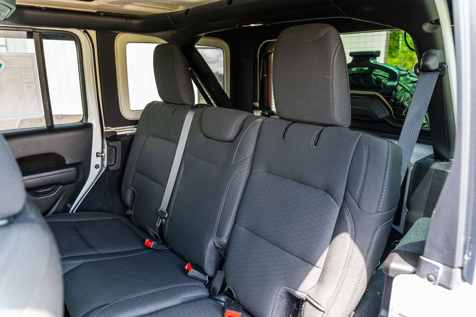 Used 2022 Jeep Wrangler Unlimited Sport AWD/4WD image 21