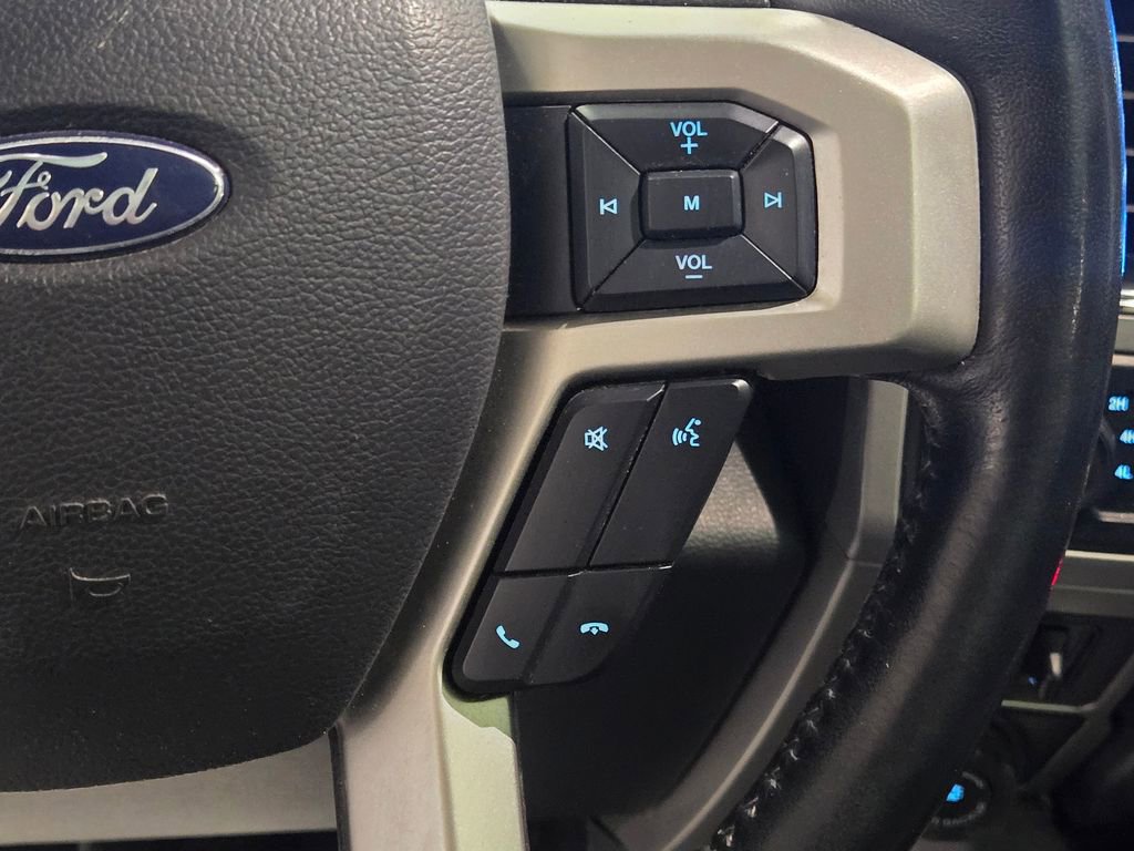 Used 2022 Ford F250 Lariat w/ Black Appearance Package image 14