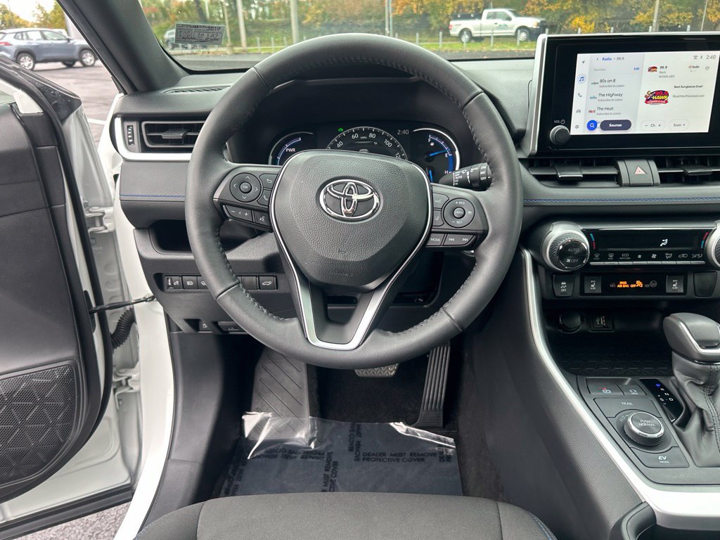Certified 2024 Toyota RAV4 SE w/ Convenience Package AWD/4WD image 13