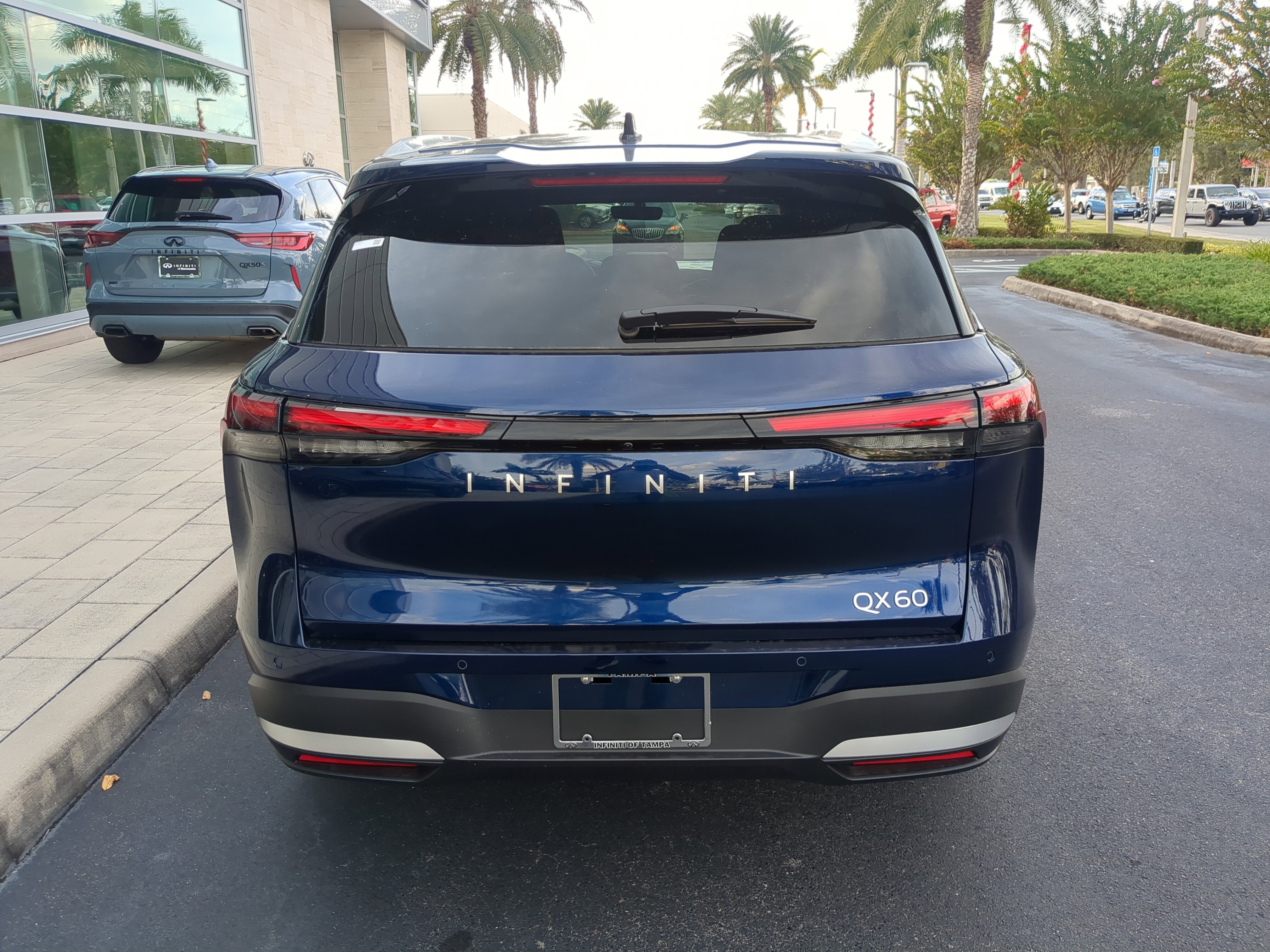 New 2026 INFINITI QX60 Luxe w/ Cargo Package image 5