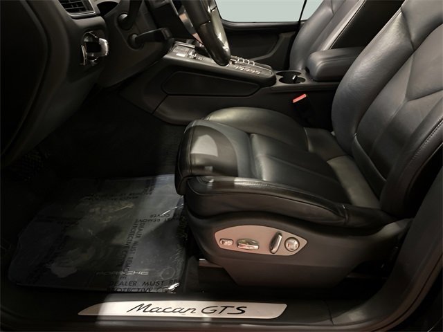 Used 2017 Porsche Macan GTS w/ Premium Package Plus image 57