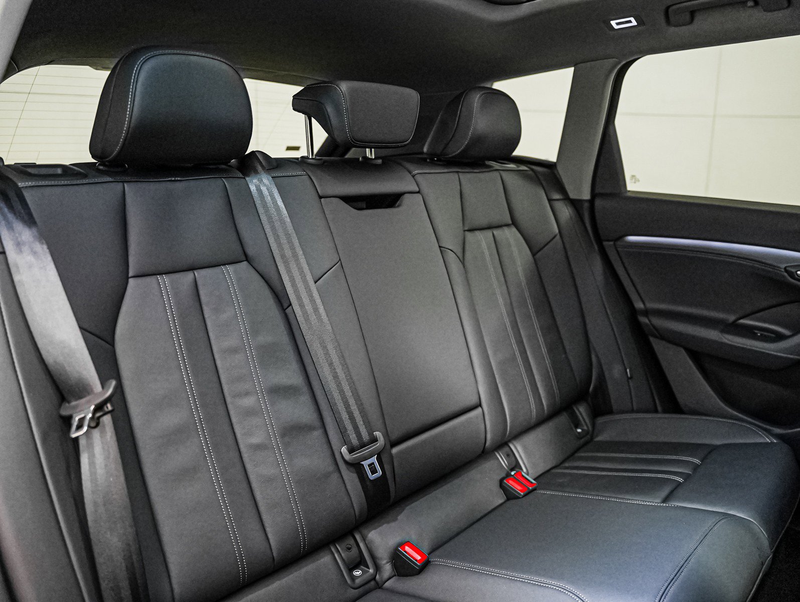 Certified 2025 Audi Q6 e-tron Premium Plus w/ Premium Plus image 14