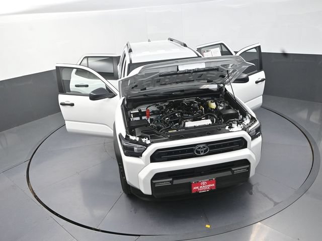 Used 2026 Toyota 4Runner SR5 RWD image 40