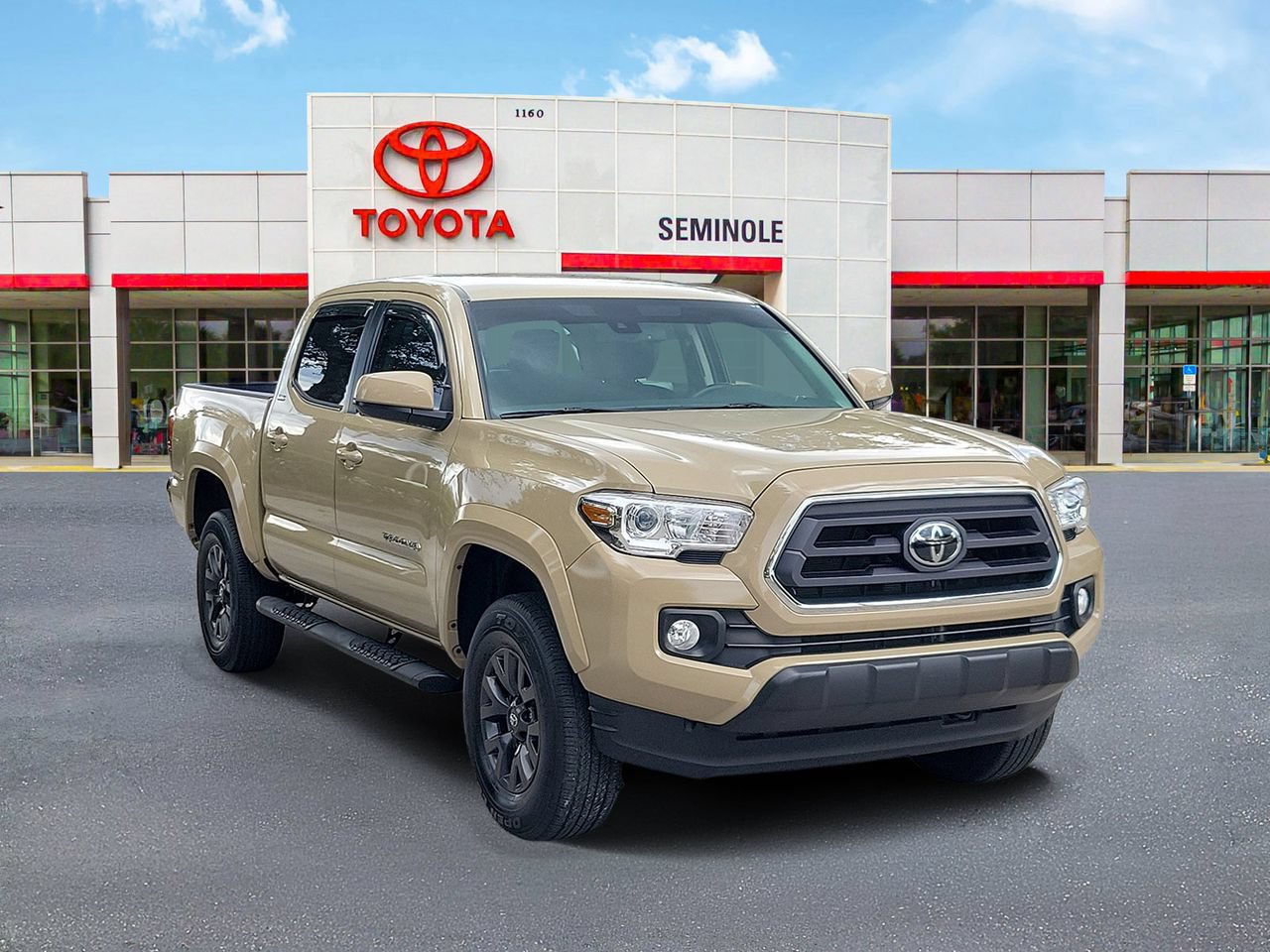 Used 2020 Toyota Tacoma SR5 RWD image 2