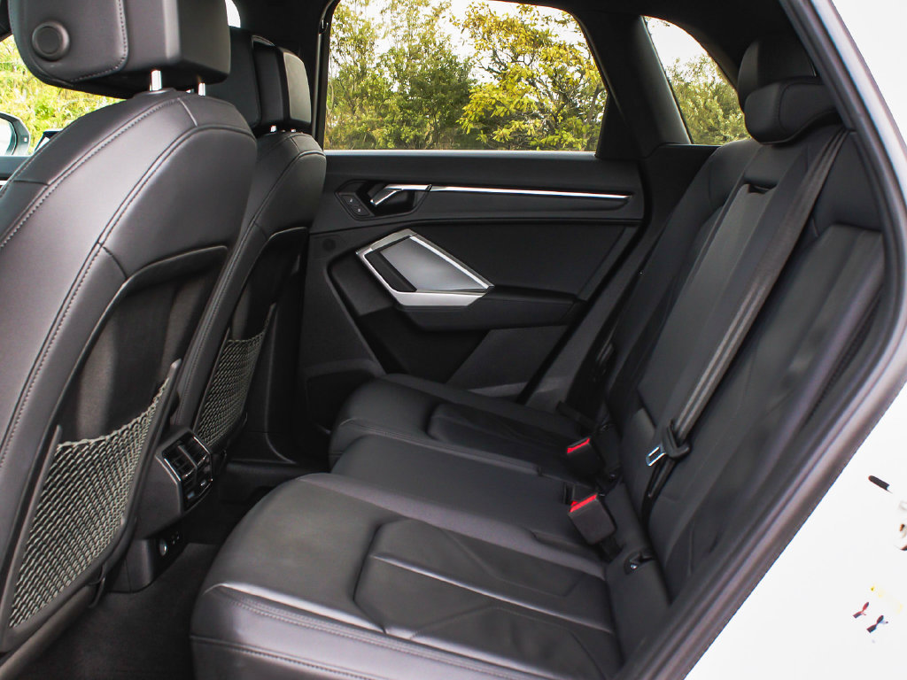 Used 2025 Audi Q3 2.0T Premium AWD/4WD image 35