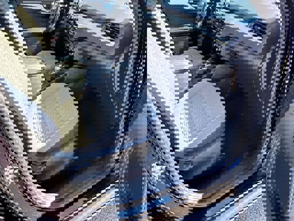 Certified 2021 Ford Escape SE w/ SE Sport Appearance Package image 13