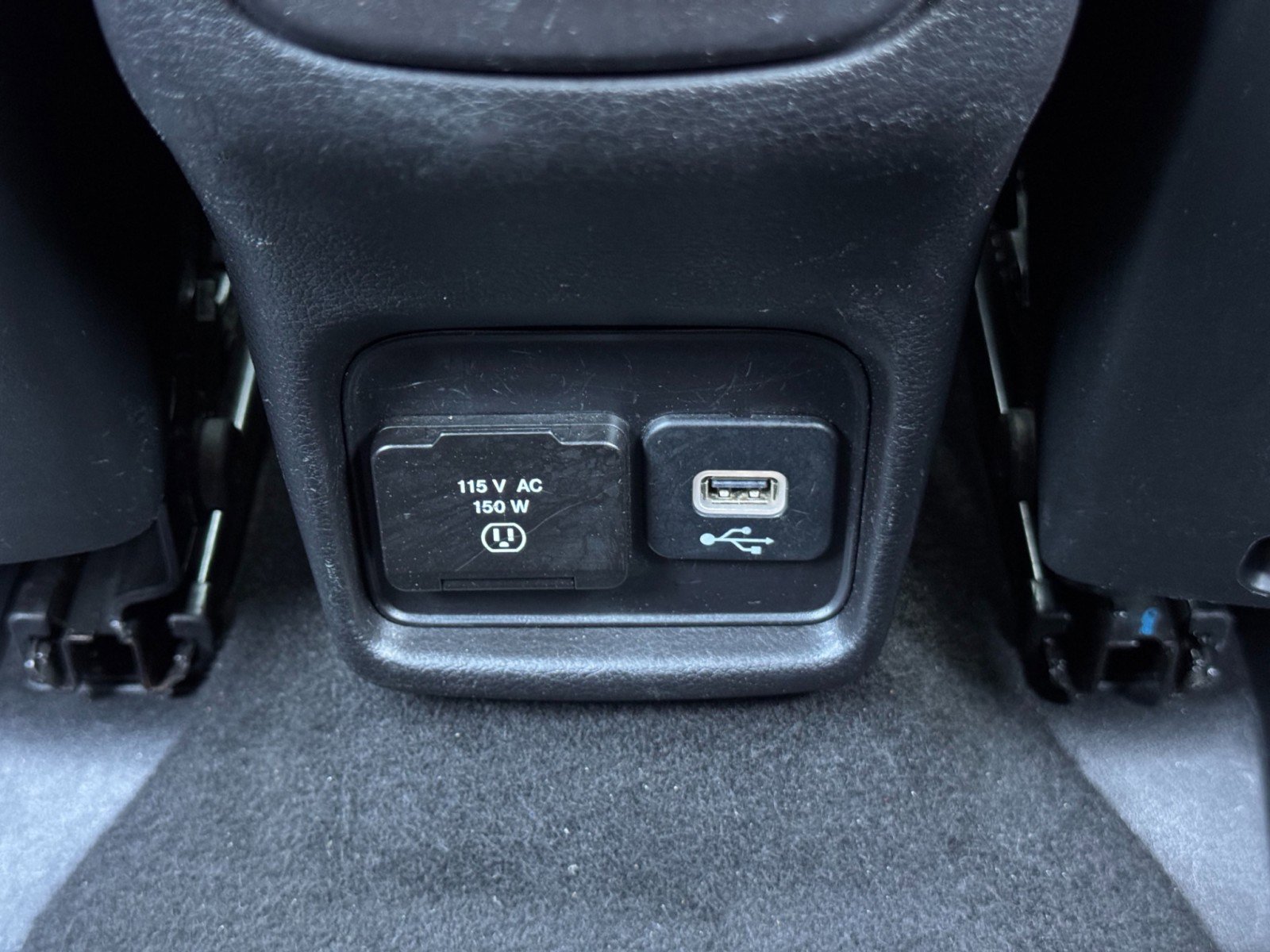 Used 2021 Jeep Compass Latitude w/ Driver Assistance Group image 32