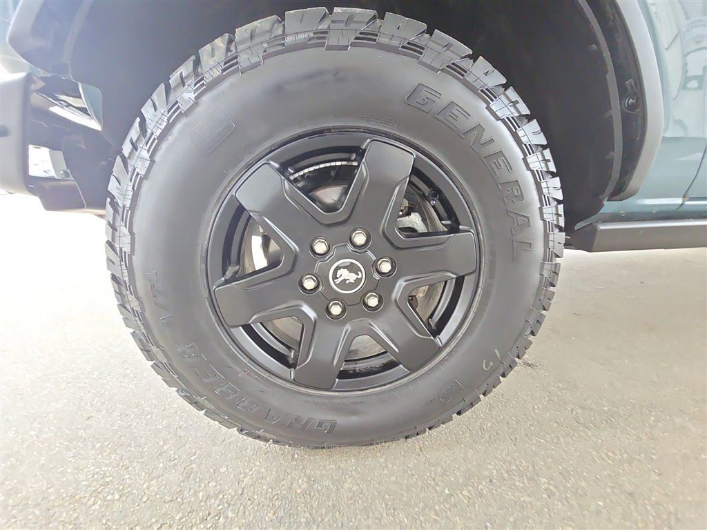 Used 2021 Ford Bronco Black Diamond image 31