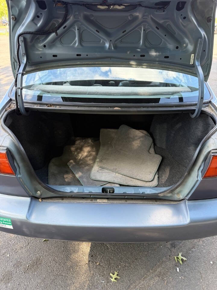 Used 1999 Nissan Sentra XE FWD image 13