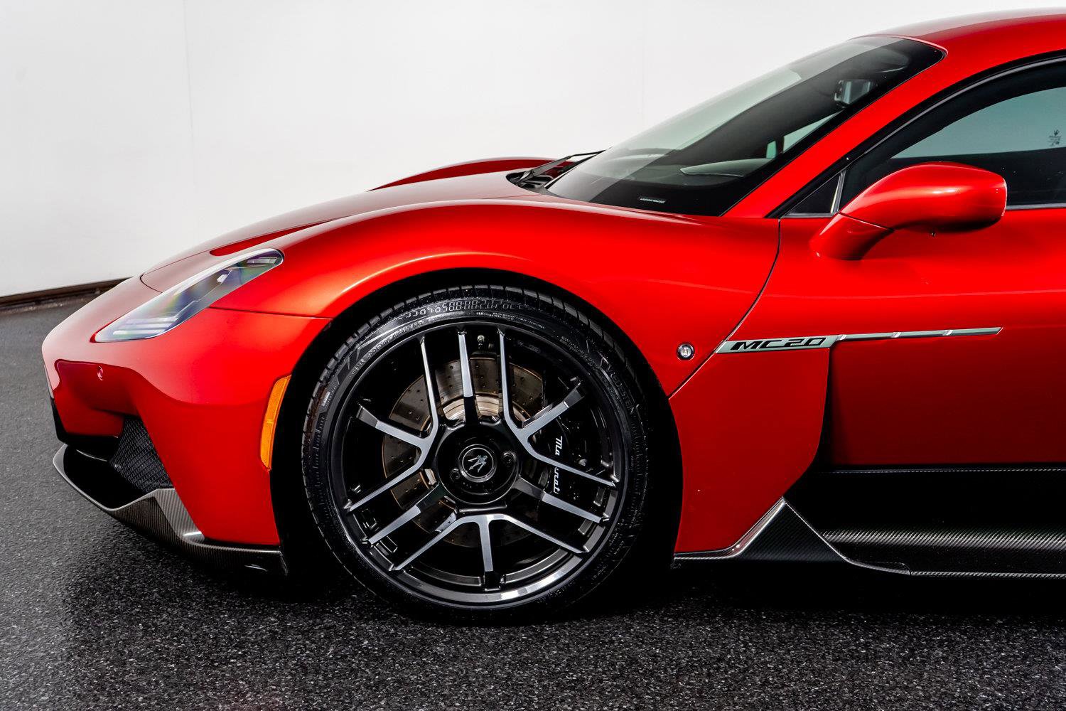 Used 2022 Maserati MC20 Coupe RWD image 23