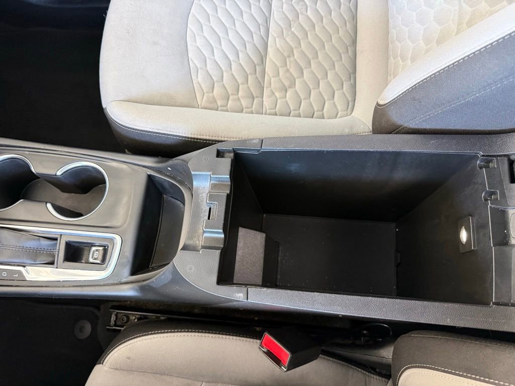 Used 2018 Chevrolet Equinox LT AWD/4WD image 17