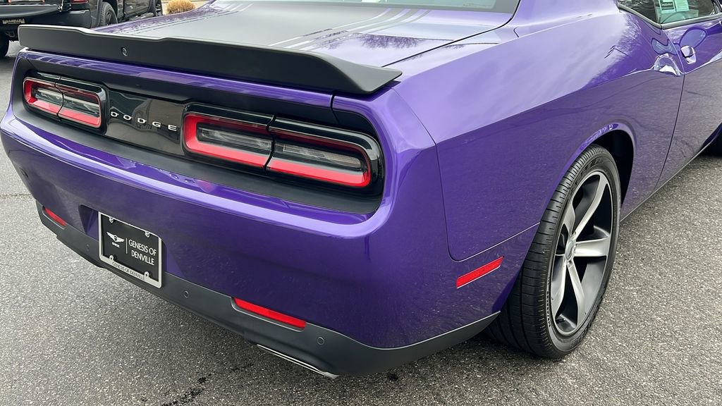 Used 2018 Dodge Challenger R/T image 16