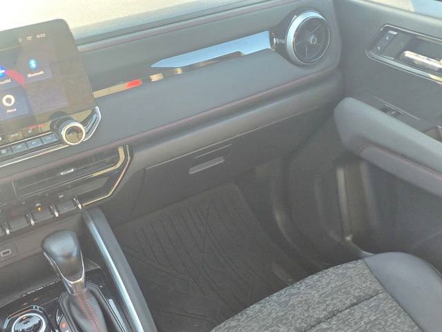 Used 2023 Chevrolet Colorado Z71 w/ Z71 Convenience Package 2 image 16