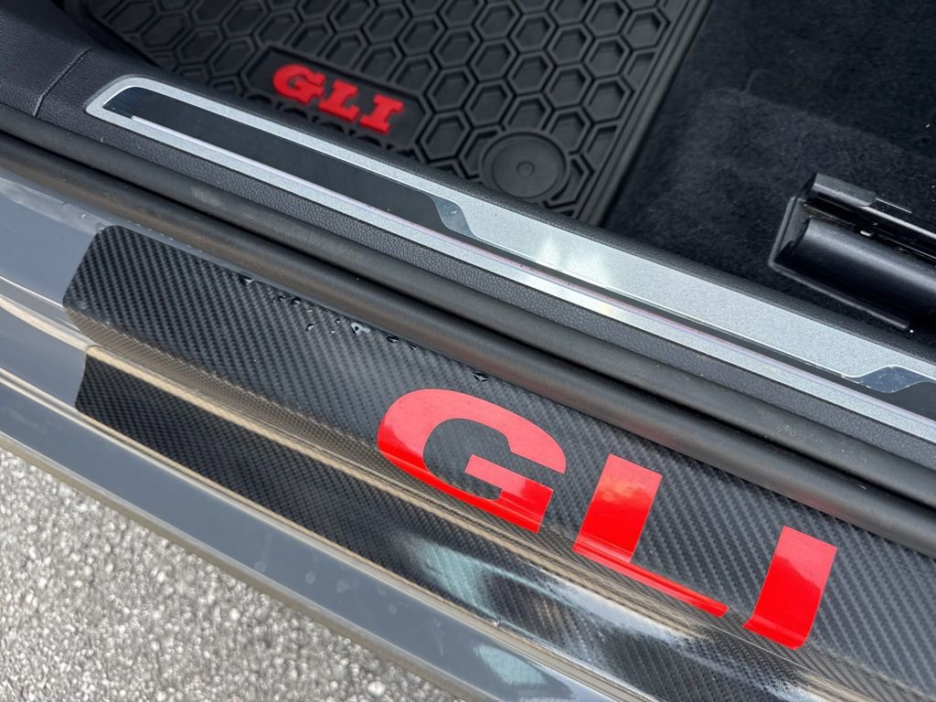 Used 2020 Volkswagen Jetta GLI image 19