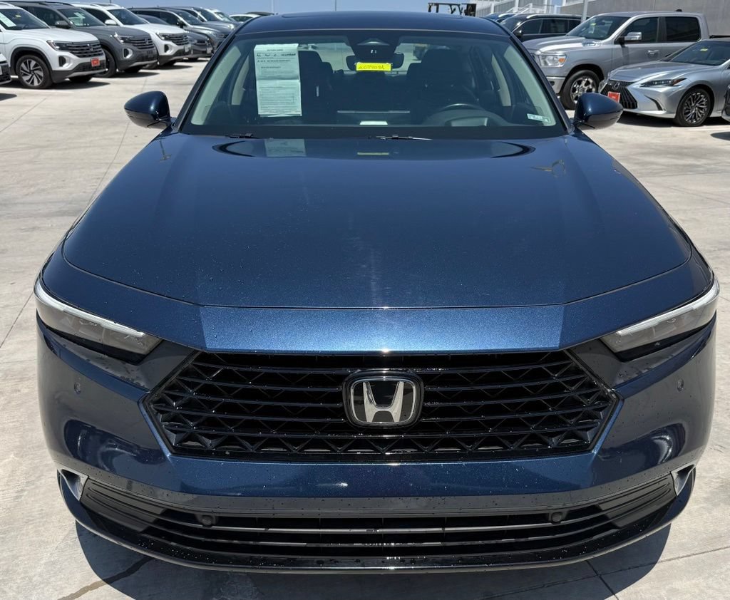 Used 2024 Honda Accord Touring image 4