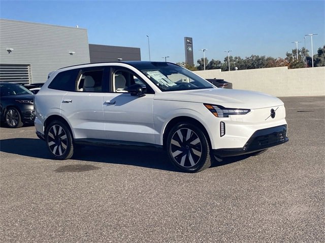 New 2025 Volvo EX90 Plus w/ Protection Package Premier image 4