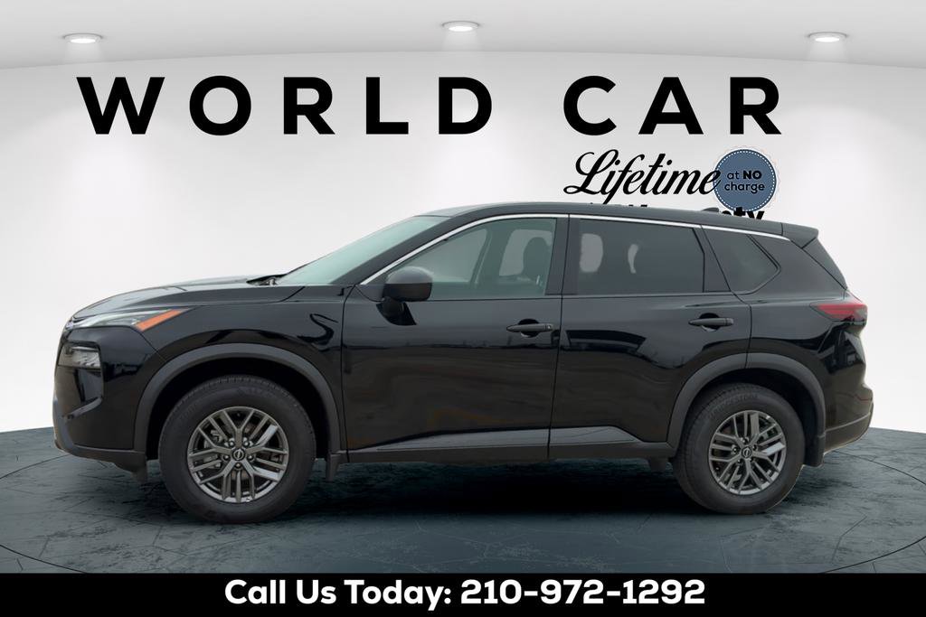 Used 2024 Nissan Rogue S image 6