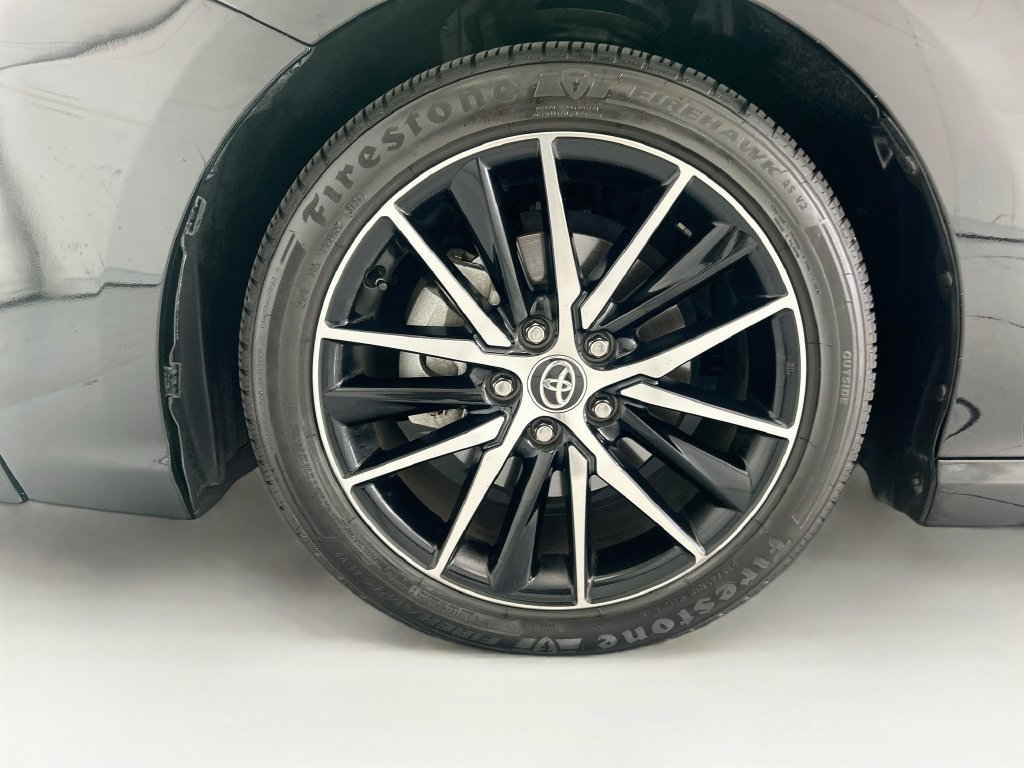 Used 2021 Toyota Camry SE w/ Carpet Mat Package (TMS) FWD image 28