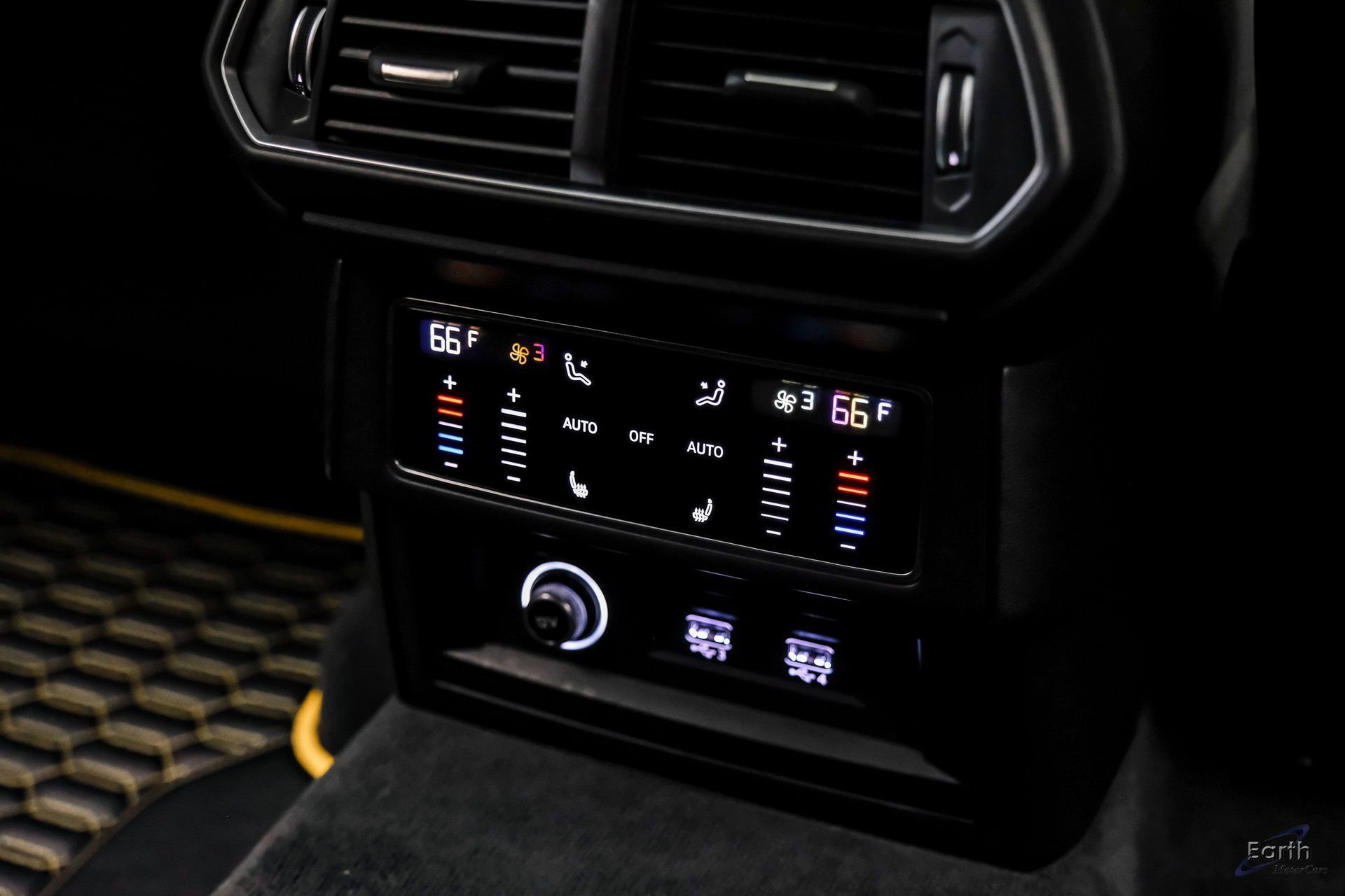 Used 2021 Lamborghini Urus image 90