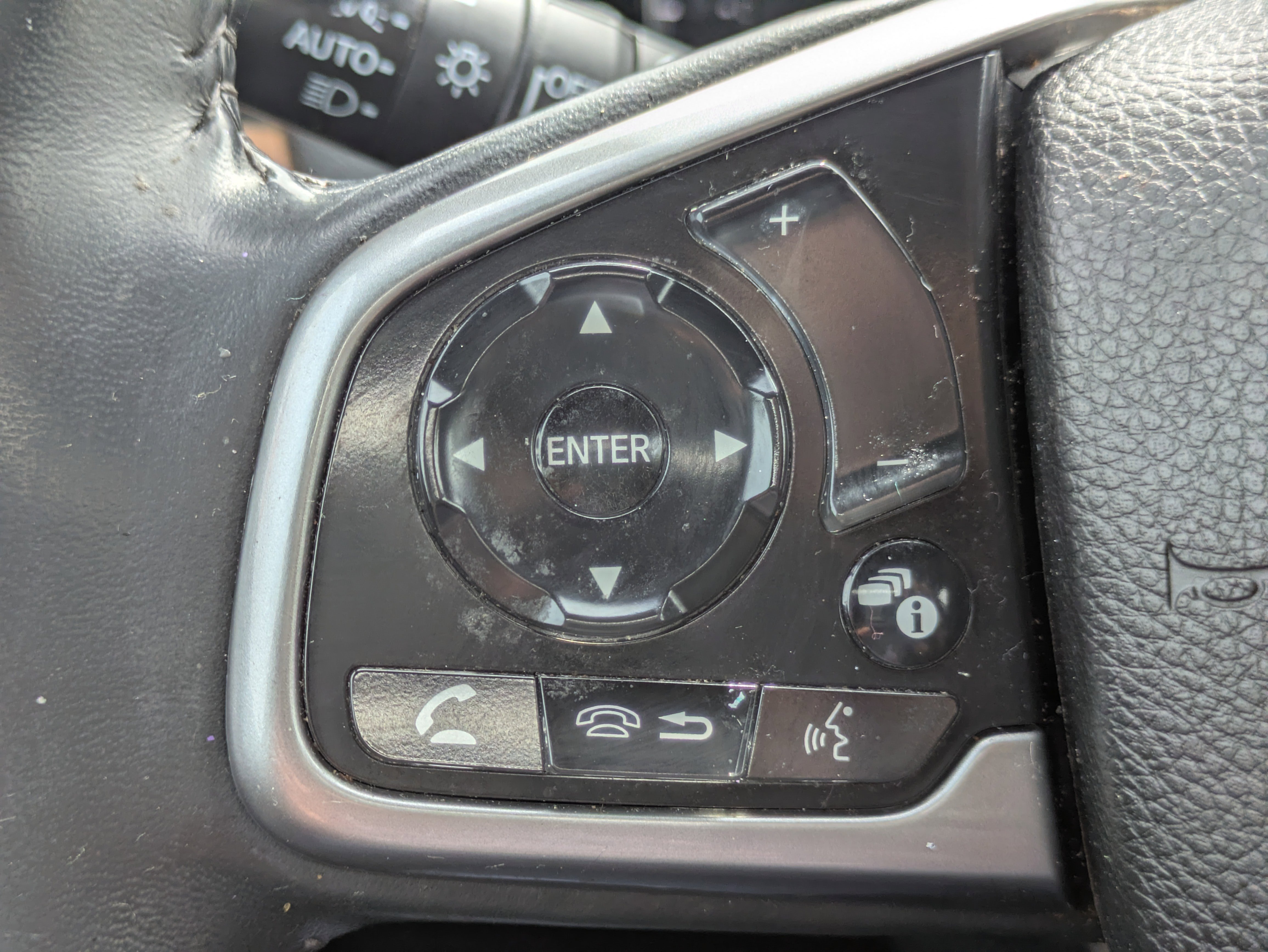 Used 2021 Honda CR-V Touring image 16