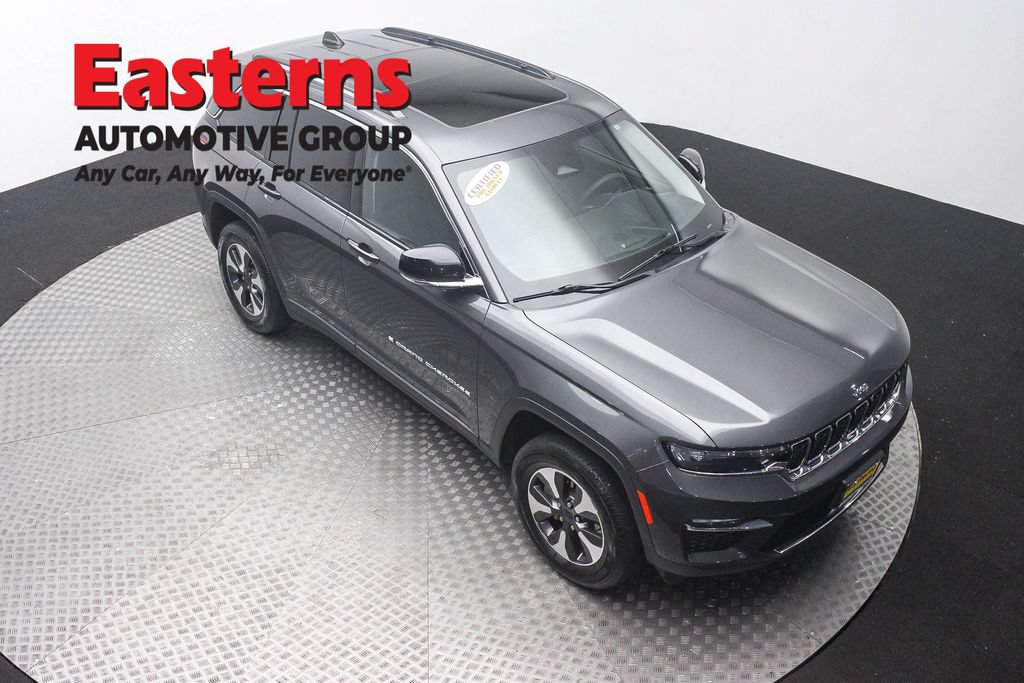 Used 2022 Jeep Grand Cherokee Limited 4xe AWD/4WD image 3