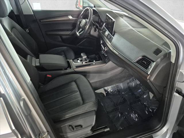 Used 2022 Audi Q5 2.0T Premium Plus w/ Premium Plus Package AWD/4WD image 22