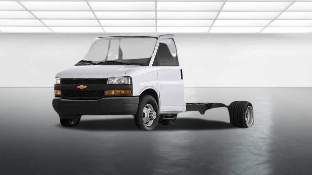 New 2026 Chevrolet Express 3500 w/ Power Convenience Package RWD image 6