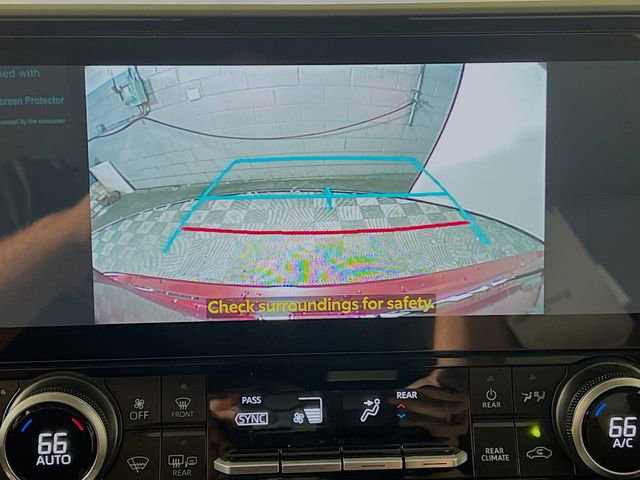 New 2026 Toyota Highlander XLE image 25