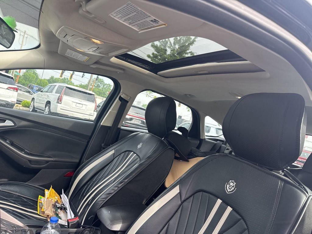 Used 2017 Ford Focus SEL FWD image 18