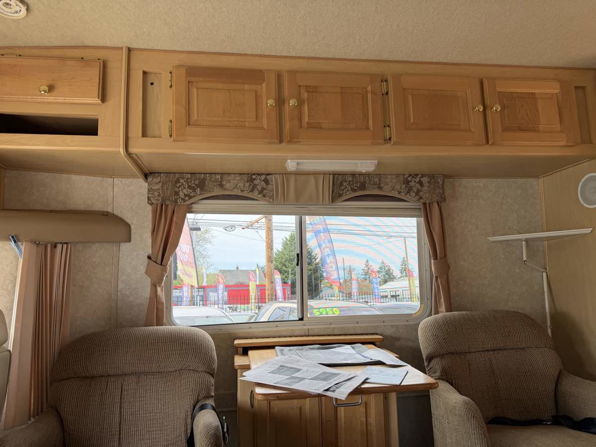 Used 2006 Ford E-450 and Econoline 450 RWD image 18