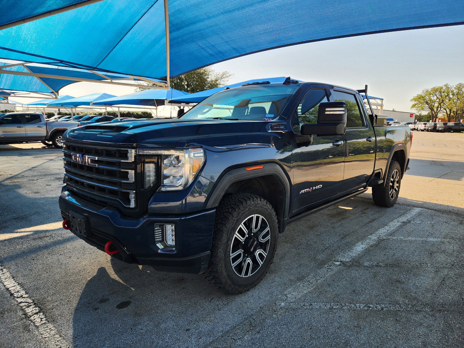 Used 2023 GMC Sierra 2500 AT4 w/ AT4 Premium Plus Package image 2