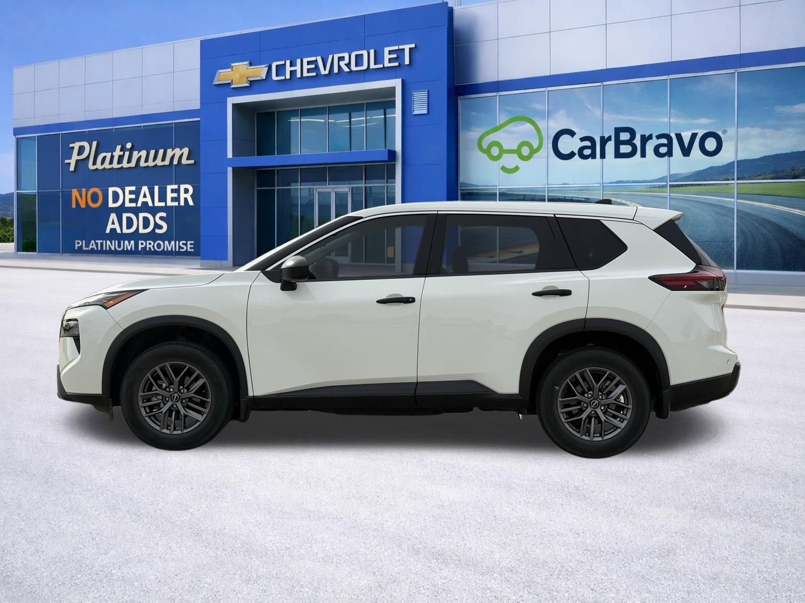 Used 2024 Nissan Rogue S image 4