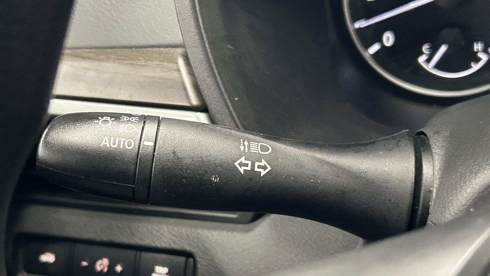 Used 2024 Nissan Altima 2.5 SV image 24