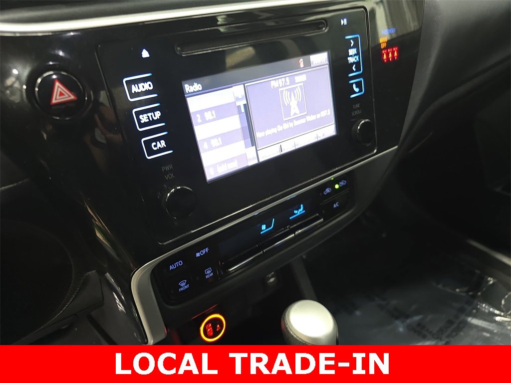 Used 2018 Toyota Corolla LE image 20