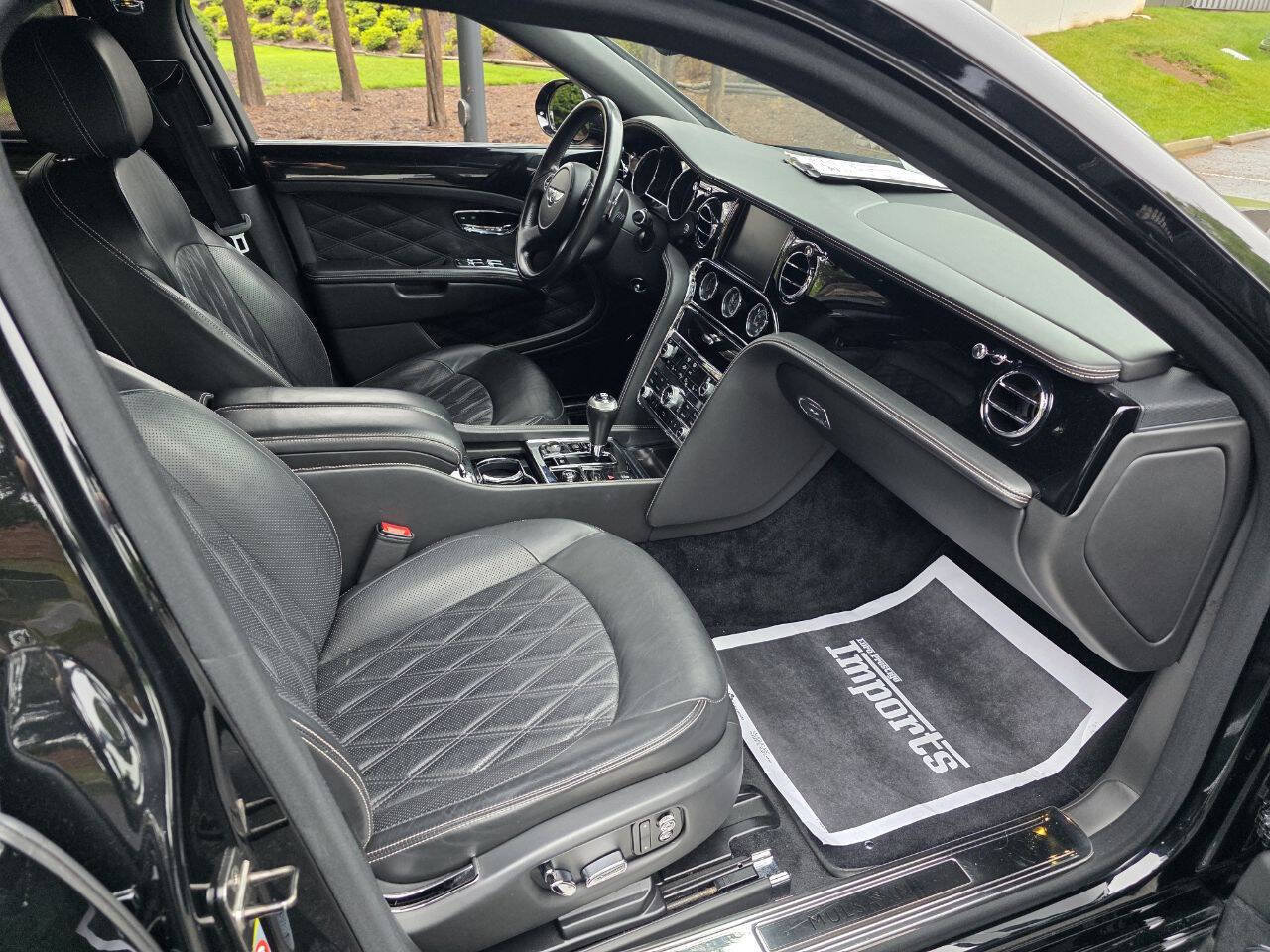 Used 2017 Bentley Mulsanne RWD image 62