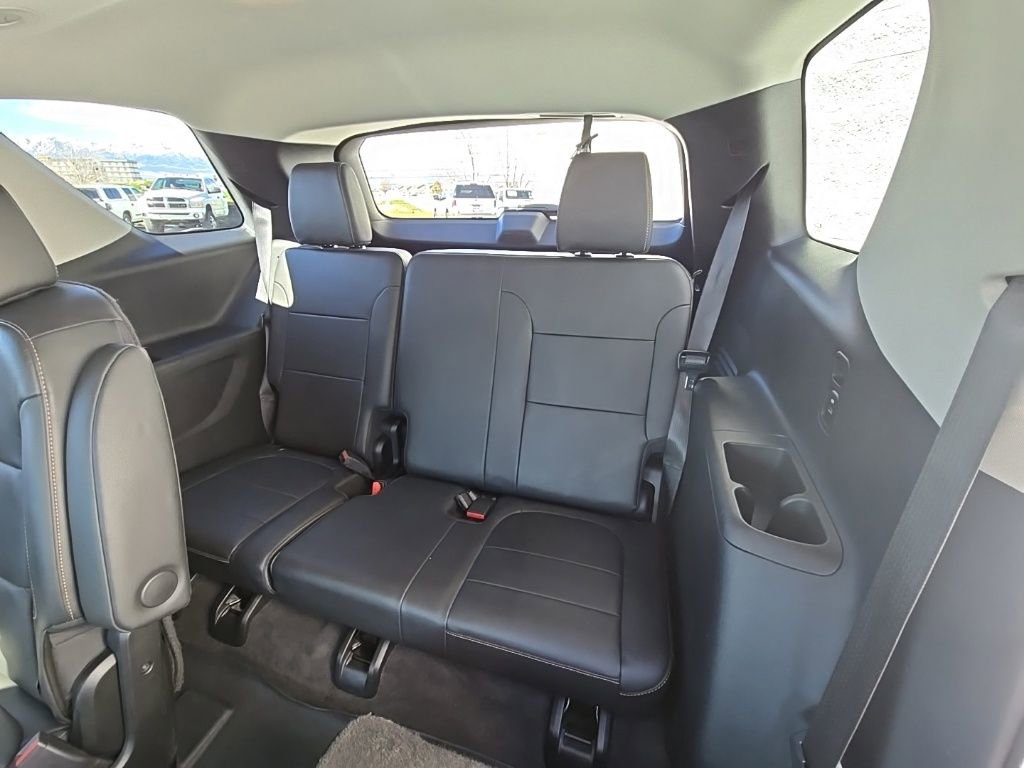 Used 2020 Chevrolet Traverse RS image 46