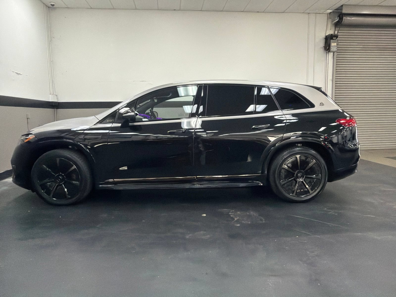 Used 2024 Mercedes-Benz Maybach EQS 680 4MATIC image 8